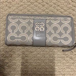Coach wallet multiple pockets. Pictures included